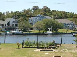 1141 Harbour View Dr #100, Kill Devil Hills, NC 27948