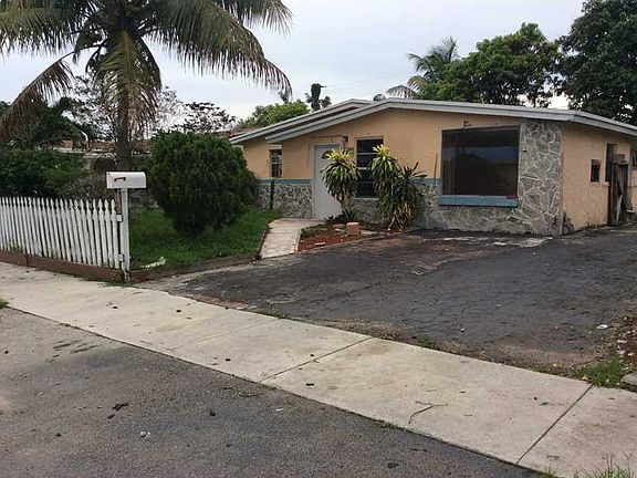 2nd image of 3810 NW 8th Pl
