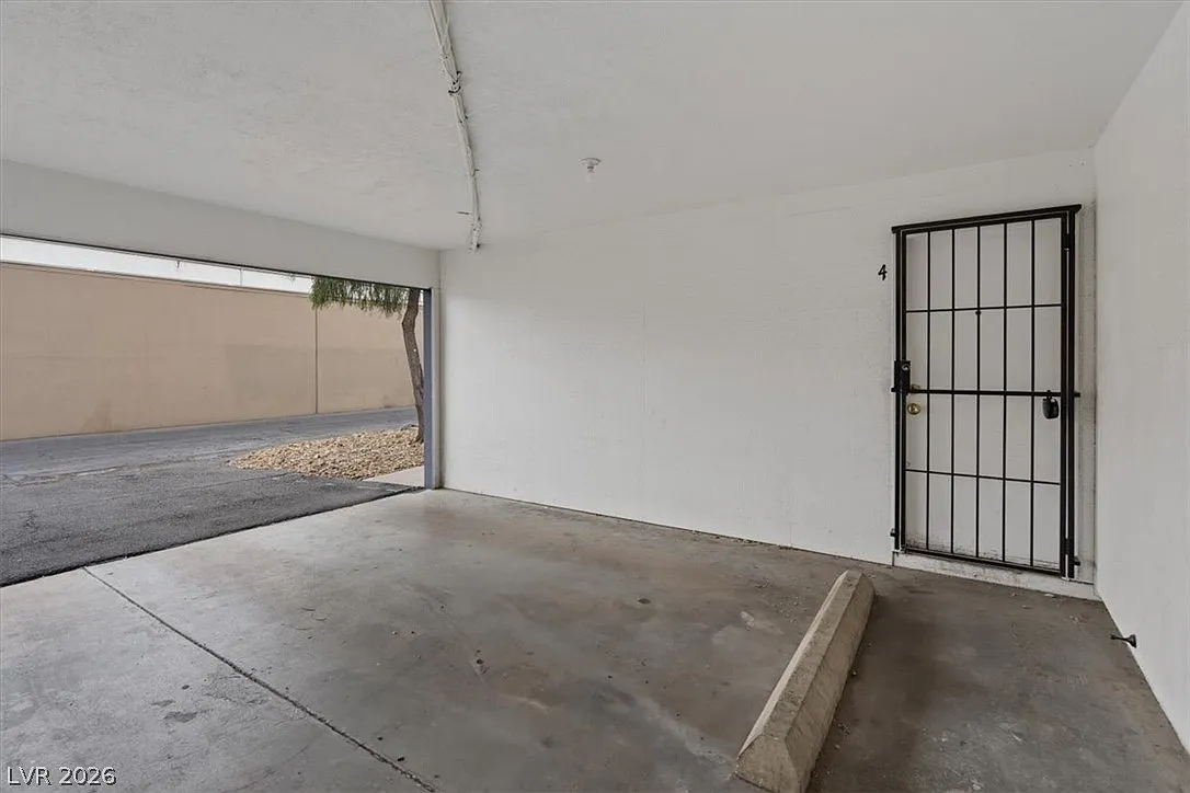 1417 Elizabeth Ave — Photo 4
