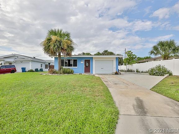 2nd image of 1221 Riverbreeze Blvd