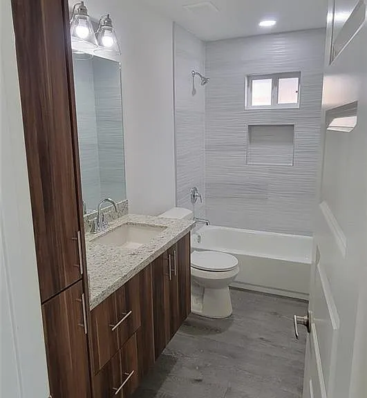 1809 W Portales Dr #3 — Photo 6
