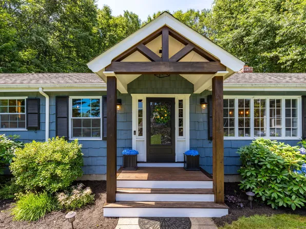 12 Pond Road, Canton, CT 06019