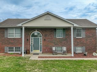 107 Raven Dr, Berea, KY 40403
