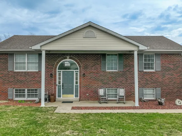 107 Raven Dr, Berea, KY 40403