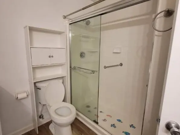 4302 Wisteria Landing Cir Unit 101, Louisville, KY 40218