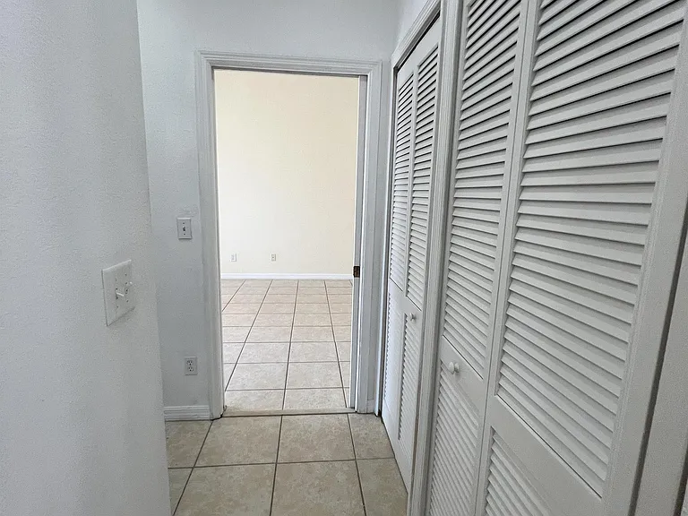 8407 Bernwood Cove Loop #508 — Photo 33