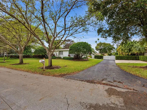 11840 SW 70th Ave, Pinecrest, FL 33156