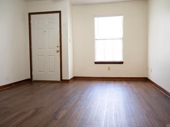 2nd image of 207 Turner Ave