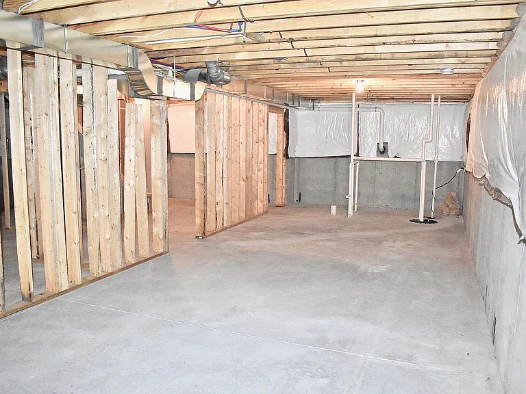 6631 Heritage Hills Dr — Photo 5