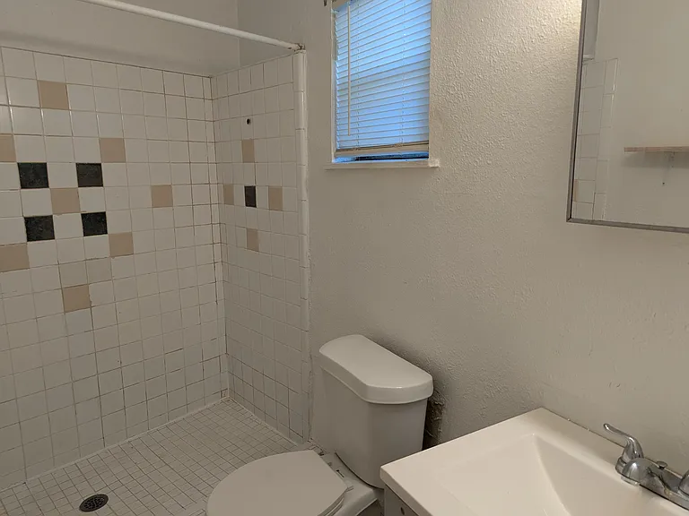 Full bath