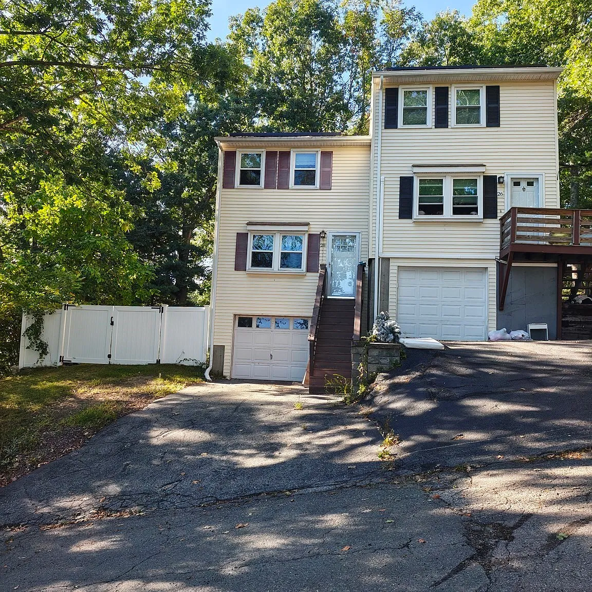 2 bed, 1.5 bath, 960 sqft, $2,425 — Photo 1