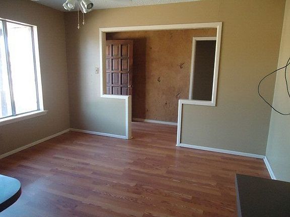 4th image of 204 Brentwood Dr