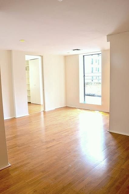 2nd image of 253-263 W 73rd St #11A