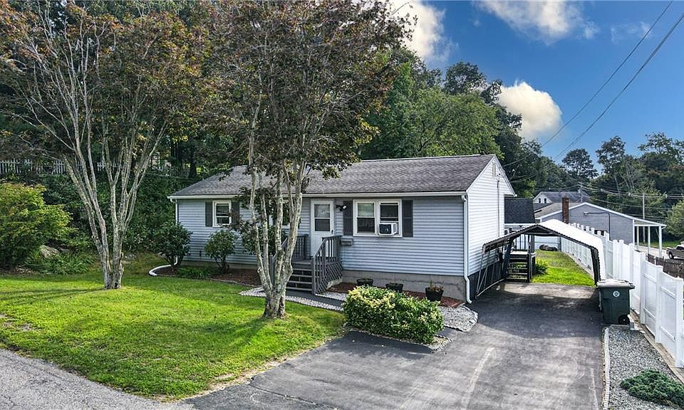 21 Laurel Ave, Coventry, RI 02816 Zillow