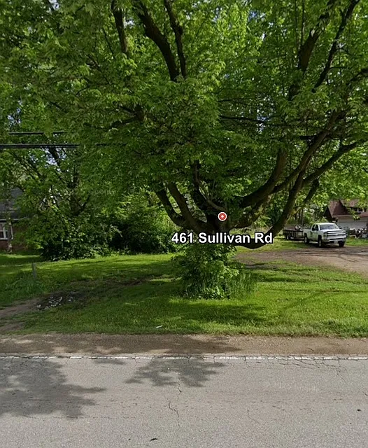 461 Sullivan Rd photo 1
