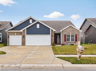 7319 Wooden Grange Dr, Indianapolis, IN