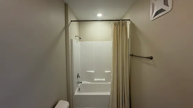 1733 Dromolin St #205 — Photo 18