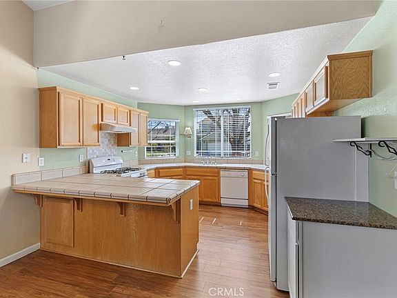 4th image of 2887 Evergreen Ct