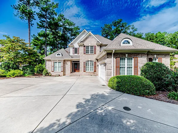 733 Chelsea Dr, Sanford, NC 27332