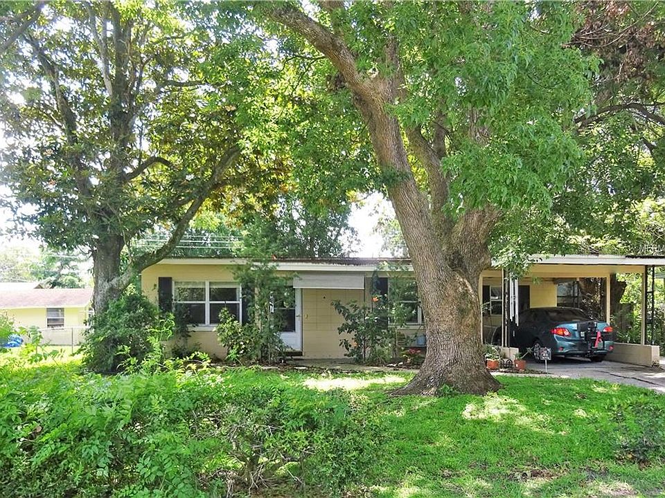 1st image of 137 Country Club Dr