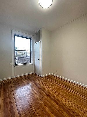 5th image of 41-18 29th St #4