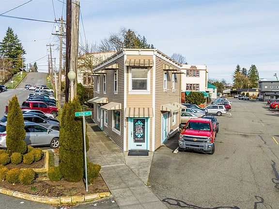 2nd image of 119 Union Ave