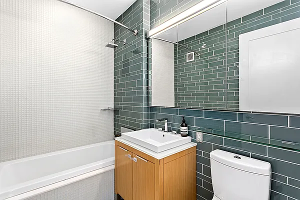 Rented by Compass | media 7