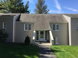 604 Holly Stream Ct, Brewster, NY 10509
