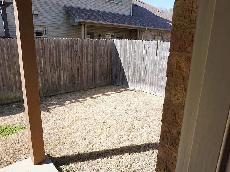 905 Veranda Pl — Photo 14