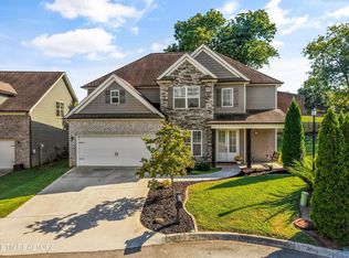 8934 Highbury Way, Knoxville, TN 37922