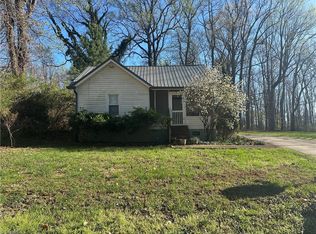 174 Sunset Dr, Rural Hall, NC 27045