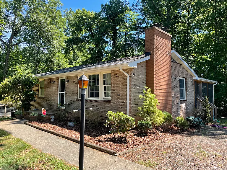 4211 Chris Greene Lake Rd — Photo 2