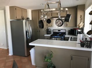 15456 Dale Evans Pkwy, Apple Valley, CA 92307