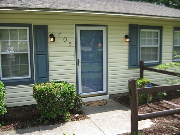 Home at 605 Tipperary Drive