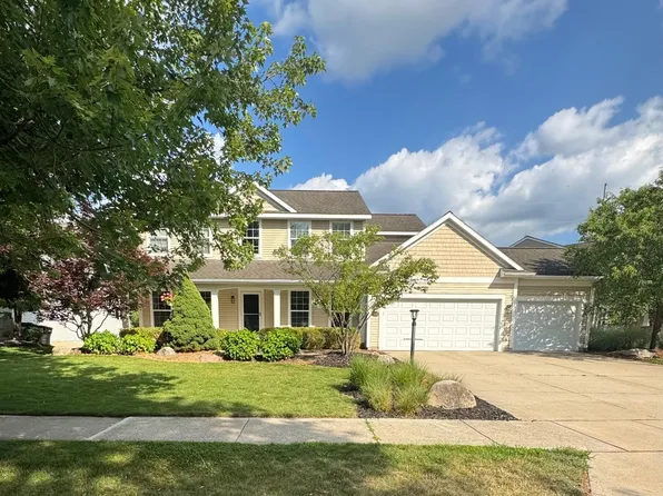 7653 Thornapple Club Dr SE, Ada, MI 49301