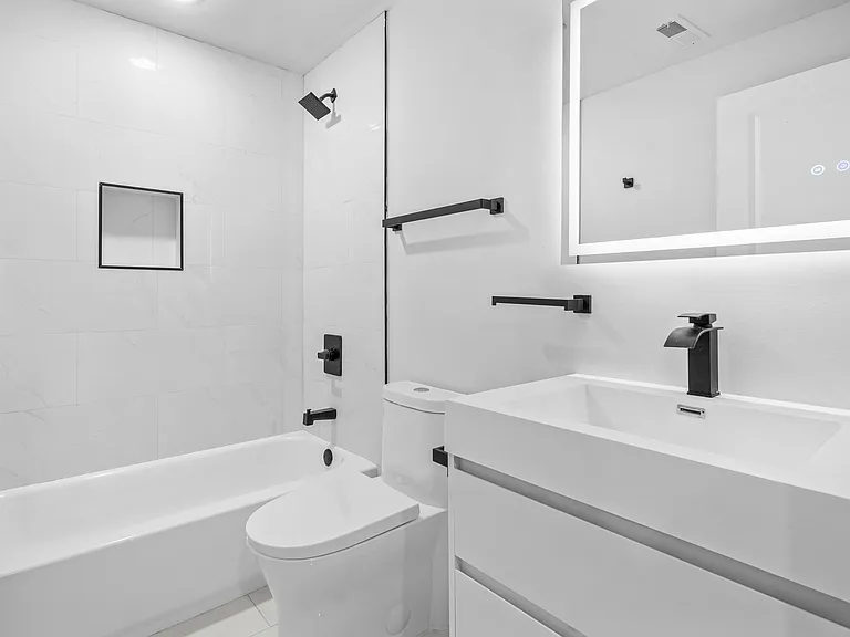 1108 W Dauphin St #201 — Photo 21