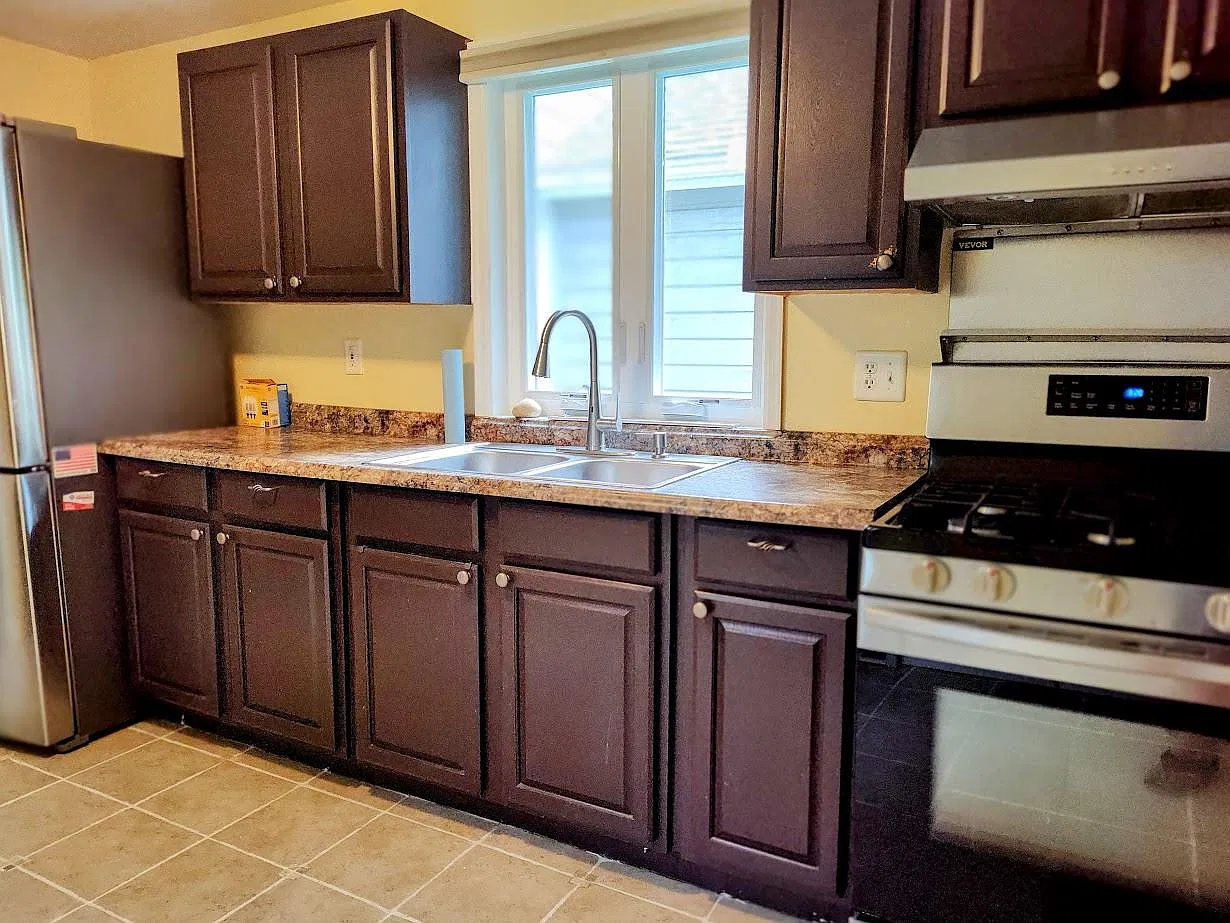 2 bed, 1100 sqft, $2,000 — Photo 3