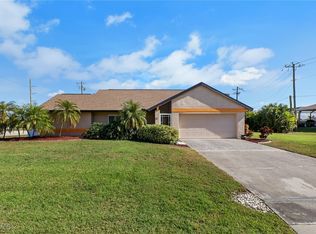 5 SE 20th Pl, Cape Coral, FL 33990
