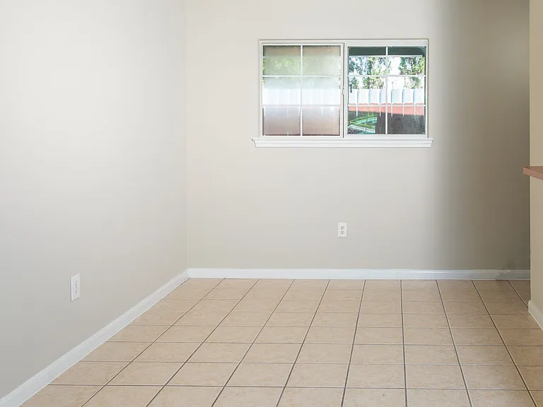 2530 Aldon St — Photo 20
