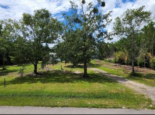 555 Browns Ave, Waveland, MS 39576