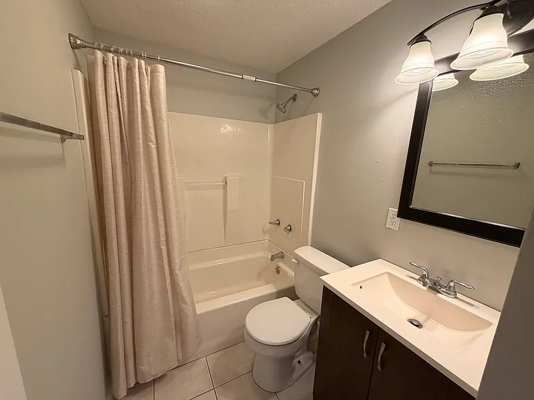 11032 Bluehill Dr — Photo 5