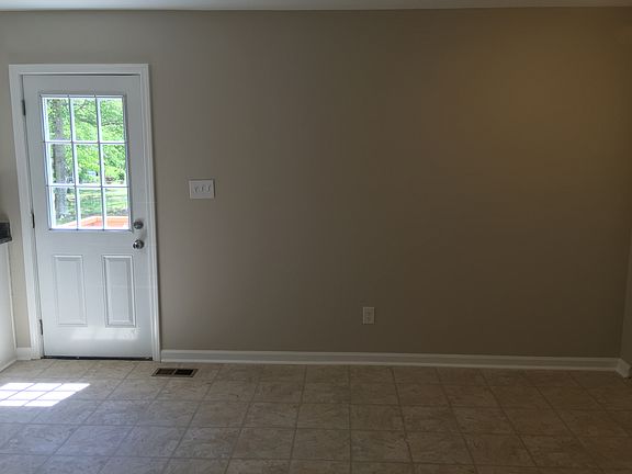 4th image of 3320 Dalecrest Dr
