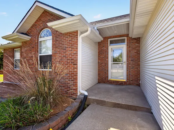 400 Renee Dr, Ashland, MO 65010