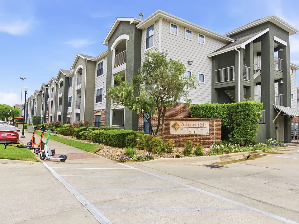 Villas on Sixth Apartment Homes