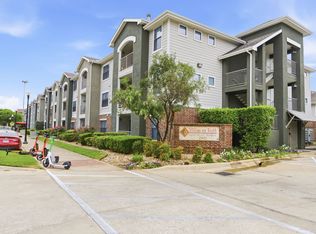 Villas on Sixth Apartment Homes, Austin, TX 78702