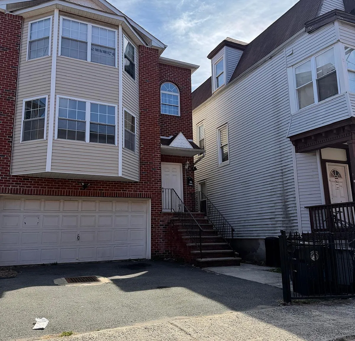3 bed, 1700 sqft, $2,700 — Photo 2
