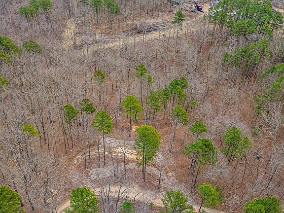 4th image of 467 Timberline Road