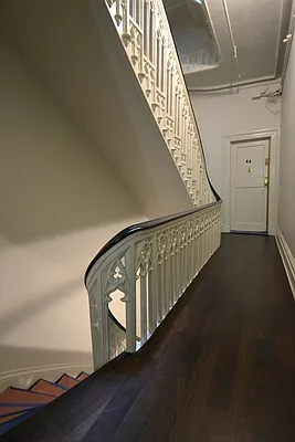 Rented by Bold New York | media 24