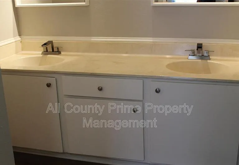 10049 Westpark Dr #168 — Photo 22
