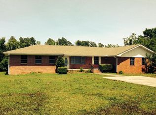 916 Camp Four Jacks Rd #4, Biloxi, MS 39532